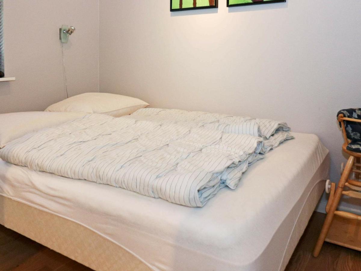 6 Person Holiday Home In Hadsund Odde Номер фото